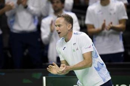 Volandri: "Dopo due vittorie, ci sta che Sinner non giochi Coppa Davis". La risposta sui 'dubbi' di Musetti Volandri: "Dopo due vittorie, ci sta che Sinner non giochi Coppa Davis". La risposta sui 'dubbi' di Musetti