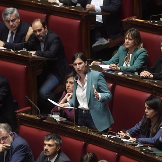 Femminicidi, Schlein a Meloni “Lavoriamo a una legge anti-violenza”