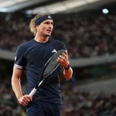 Roland Garros, Zverev litiga con l'arbitro: "La palla è fuori" Roland Garros, Zverev litiga con l'arbitro: "La palla è fuori"