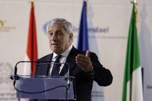 Dazi, Tajani: &quot;Nessuno si salva? Preferisco vedere fatti concreti&quot;