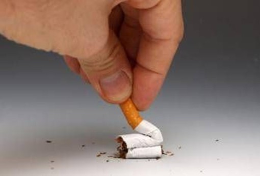 Allerta dell'Oms: "Il fumo? Può ridurre chance di concepire un bimbo" Allerta dell'Oms: "Il fumo? Può ridurre chance di concepire un bimbo"