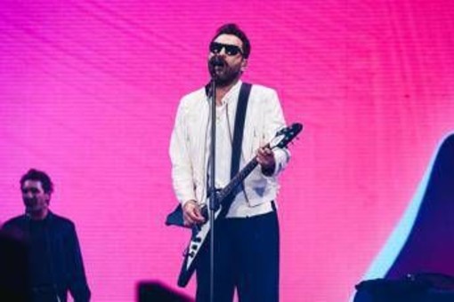 Cesare Cremonini, stasera su Rai1 lo show al Circo Massimo: gli ospiti Cesare Cremonini, stasera su Rai1 lo show al Circo Massimo: gli ospiti