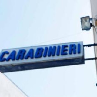Donna colpita con una padella mentre teneva in braccio il figlioletto, arrestato ex compagno Donna colpita con una padella mentre teneva in braccio il figlioletto, arrestato ex compagno