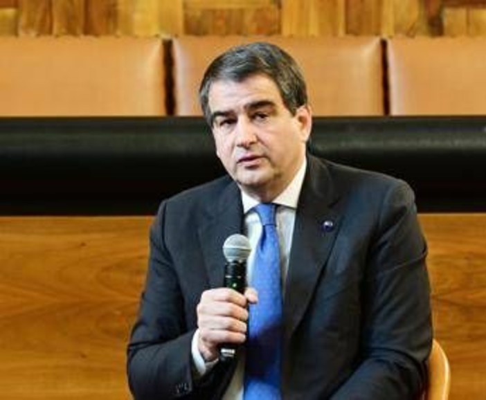Imprese, Fitto: &quot;Operatori registri imprese fondamentali per diritto e legalità mercato&quot;