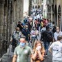 Covid, di nuovo mascherine, isolamento e vaccini? Cosa ha detto l'Ecdc