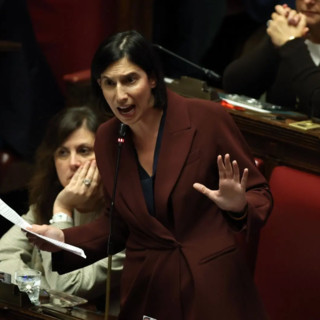 Schlein “Manovra pessima, Meloni fa cassa sulle pensioni”