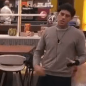 Al Grande Fratello Vip c'è un topo che si aggira tra i concorrenti Al Grande Fratello Vip c'è un topo che si aggira tra i concorrenti
