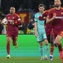 Roma-Bologna, rigore segnato da Malen ma i giallorossi chiedono un altro penalty. Cos'è successo in Europa League Roma-Bologna, rigore segnato da Malen ma i giallorossi chiedono un altro penalty. Cos'è successo in Europa League