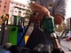 Carburanti, prezzi alle stelle: oggi scattano le nuove accise. Eni fissa il tetto di benzina e gasolio Carburanti, prezzi alle stelle: oggi scattano le nuove accise. Eni fissa il tetto di benzina e gasolio