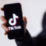 &quot;TikTok ha inviato dati personali in Cina&quot;, da Ue multa di 530 milioni di euro