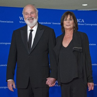 Hollywood sotto shock, il regista Rob Reiner e la moglie trovati morti in casa