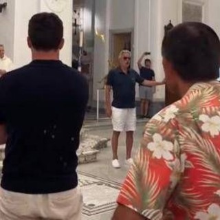 A messa spunta Bocelli e canta l'Ave Maria a Capri
