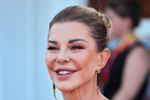 Alba Parietti critica Selvaggia Lucarelli: &quot;Non potremmo mai essere amiche&quot;
