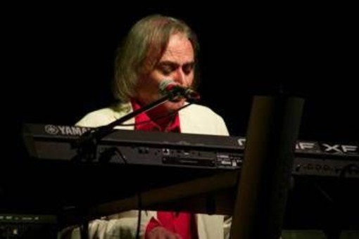 Morto a 78 anni Paki Canzi, voce di 'Donna felicità e frontman del gruppo Nuovi Angeli Morto a 78 anni Paki Canzi, voce di 'Donna felicità e frontman del gruppo Nuovi Angeli