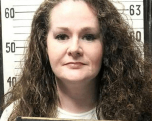Christa Pike dimessa dall'ospedale dopo le due iniezioni letali fallite: torna in carcere Christa Pike dimessa dall'ospedale dopo le due iniezioni letali fallite: torna in carcere