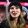 Taylor Swift tornerà con un nuovo album: l'annuncio nel podcast del fidanzato