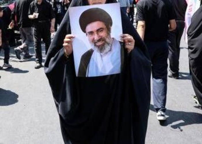 Iran, media: "Mojtaba Khamenei in condizioni critiche, potrebbe essere in punto di morte" Iran, media: "Mojtaba Khamenei in condizioni critiche, potrebbe essere in punto di morte"