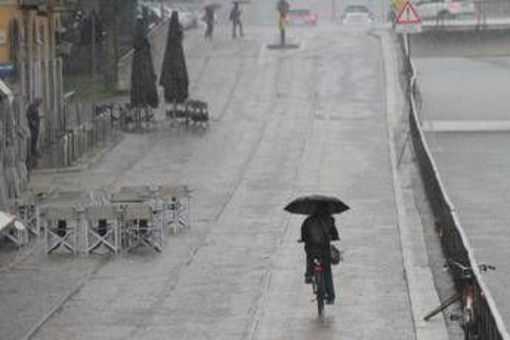 Allerta meteo gialla per temporali martedì 18 agosto: la mappa delle 7 regioni a rischio maltempo Allerta meteo gialla per temporali martedì 18 agosto: la mappa delle 7 regioni a rischio maltempo