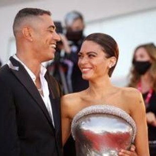 Marracash 'torna' da Elodie, il gesto social che riaccende i rumors: ritorno di fiamma? Marracash 'torna' da Elodie, il gesto social che riaccende i rumors: ritorno di fiamma?