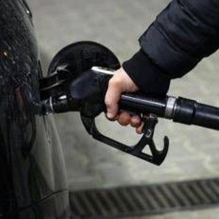 Carburanti, fonti governo: al lavoro per proroga taglio accise