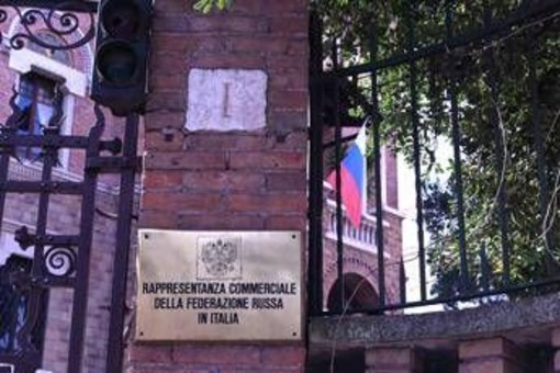 Russia, l'ambasciatore Paramonov: "Aperti a dialogo con Italia se rinuncia ad atteggiamento ostile" Russia, l'ambasciatore Paramonov: "Aperti a dialogo con Italia se rinuncia ad atteggiamento ostile"