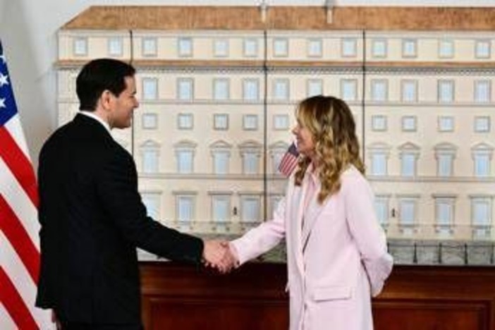 Rubio-Meloni, "dialogo franco" tra la premier e il segretario di Stato Usa: "Non dividiamoci" Rubio-Meloni, "dialogo franco" tra la premier e il segretario di Stato Usa: "Non dividiamoci"