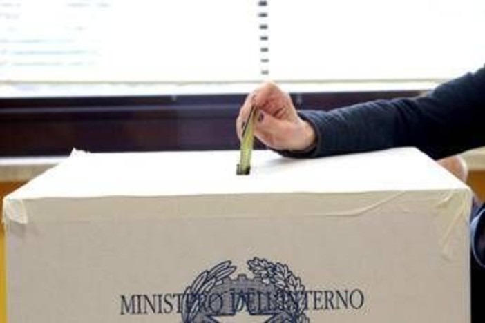 Referendum, non solo derby in musica Sal da Vinci-Vasco: nel '74 Eurovision in onda in ritardo per voto sul divorzio