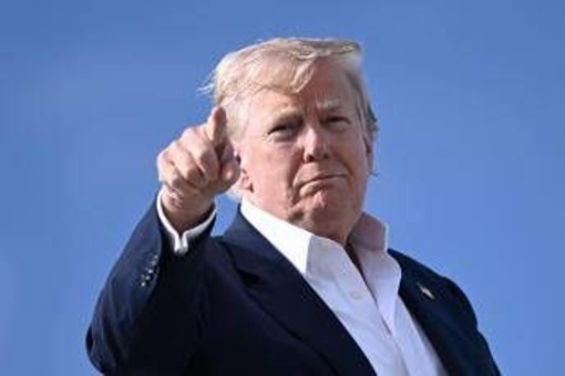 Ucraina, Trump a Putin: &quot;Stop guerra in 10 giorni o sanzioni a Russia&quot;