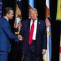 No alla barba, capelli corti e niente pancia: l'identikit del soldato di Trump