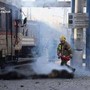 Ucraina, droni russi colpiscono un treno passeggeri a Dnipro: almeno 13 morti Ucraina, droni russi colpiscono un treno passeggeri a Dnipro: almeno 13 morti 