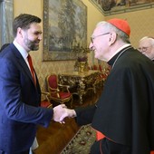Vance incontra Parolin, focus su guerre e migranti