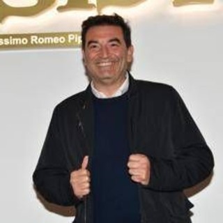 Max Giusti passa a Mediaset, l'annuncio ufficiale: &quot;Intrattenimento e comicità&quot;