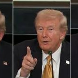 Trump, show in conferenza stampa: "Tu zitto, sei senza speranza" Trump, show in conferenza stampa: "Tu zitto, sei senza speranza"