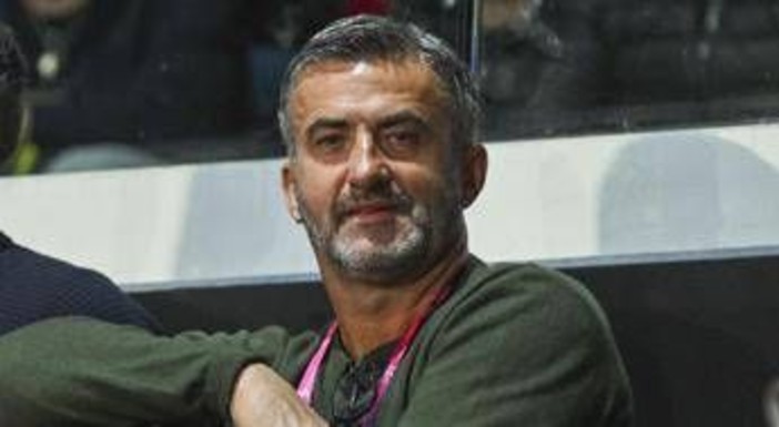 Roma, auto in fiamme nella villa di Christian Panucci: la pista è dolosa