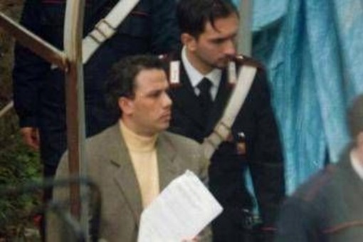 Il boss Graviano in aula: "Mio nonno fece una società con Berlusconi, investì 4-5 miliardi di lire" Il boss Graviano in aula: "Mio nonno fece una società con Berlusconi, investì 4-5 miliardi di lire"