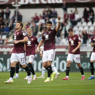 Torino batte Udinese 2-0, in gol Adams e Dembele