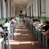 Maturità 2026, tracce di italiano: tema su Assemblea Costituente e il discorso di Saragat, Pavese e Brancati per analisi testo Maturità 2026, tracce di italiano: tema su Assemblea Costituente e il discorso di Saragat, Pavese e Brancati per analisi testo