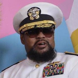 Palermo, malore sul palco per cantante dei Village People: sospeso lo show