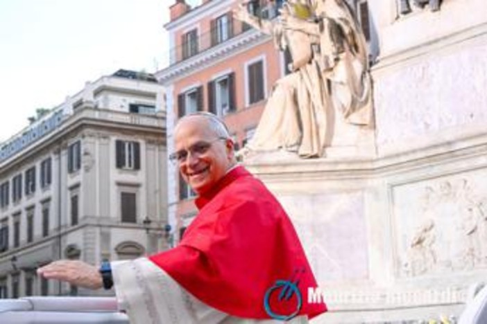 Papa Leone a piazza di Spagna per l’omaggio all’Immacolata: "Si aprano porte di pace" Papa Leone a piazza di Spagna per l’omaggio all’Immacolata: "Si aprano porte di pace"
