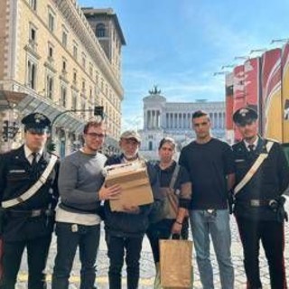 Guida turistica morta al Colosseo, carabinieri rintracciano i familiari