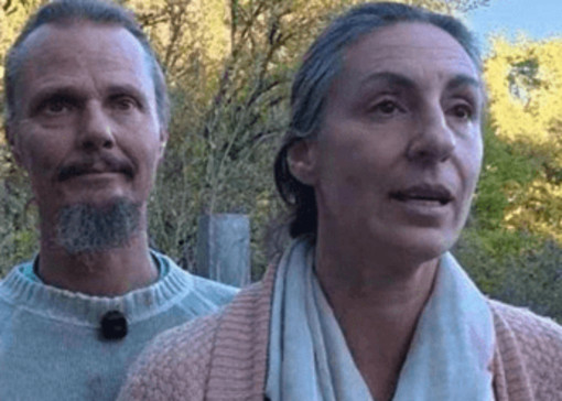 Famiglia nel bosco, dal tribunale ok al progressivo riavvicinamento dei bimbi: da ottobre pernotti in famiglia