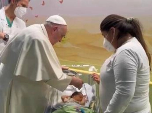 &quot;Il battesimo non si cancella&quot;, il chiarimento del Vaticano