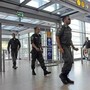 Sacerdote italiano bloccato a Tel Aviv con decreto espulsione, Tajani chiama ambasciata