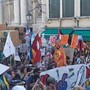 No Bezos in marcia a Venezia, cori e slogan contro il numero uno Amazon