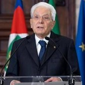 Lavoro, Mattarella: "Veicolo di democrazia e coesione sociale. No a pochi ricchi Epulone e tanti Lazzaro" Lavoro, Mattarella: "Veicolo di democrazia e coesione sociale. No a pochi ricchi Epulone e tanti Lazzaro"