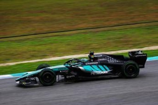 Gp Singapore in salita per Russell, penalizzato per un cambio di motore: partirà dal fondo
