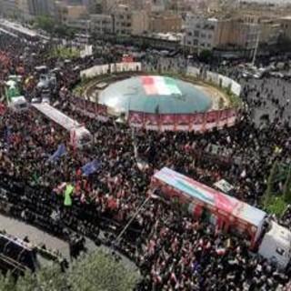Missile dallo Yemen verso Israele. In Iran folla per ultimo saluto a 'martiri' guerra 12 giorni