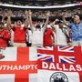 Mondiali, Inghilterra vince e tifosi festeggiano... con gli Oasis
