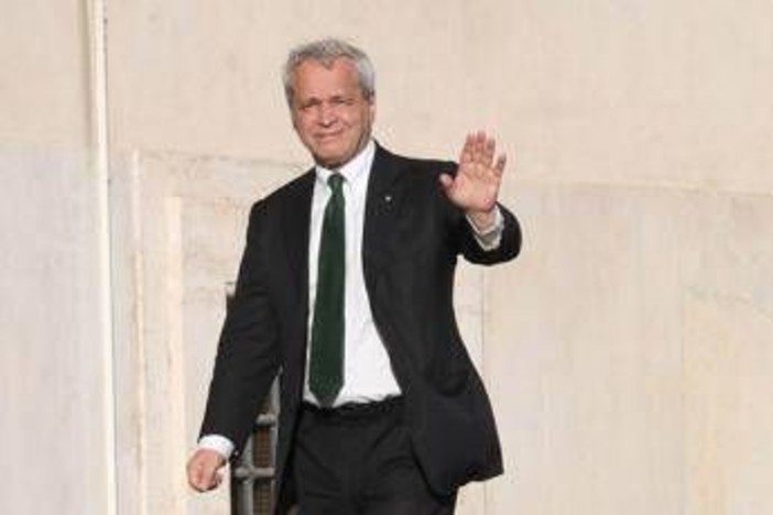 L'enigma Mentana e la successione al TgLa7 tra boatos e incertezze: cosa sappiamo L'enigma Mentana e la successione al TgLa7 tra boatos e incertezze: cosa sappiamo