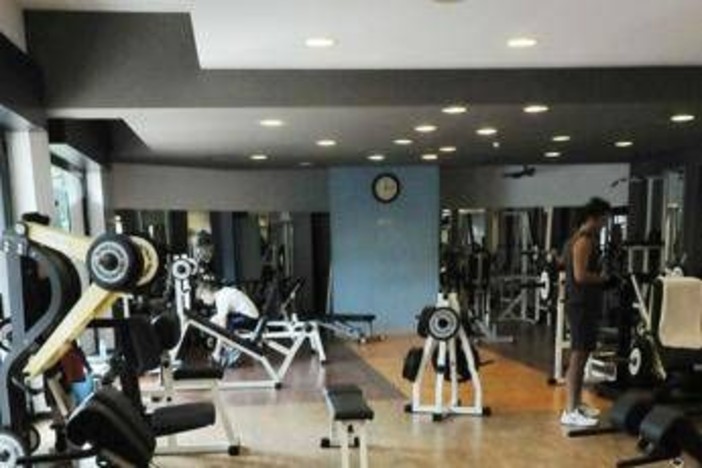 Per vivere a lungo serve la forza, la longevità è nei muscoli: lo studio